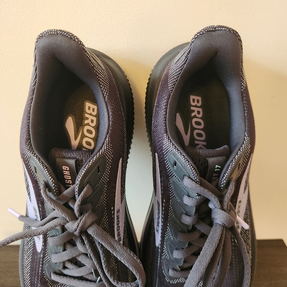 Womens Brooks Ghost 17 Running Shoe Size 8.5 - Picture 5 of 7